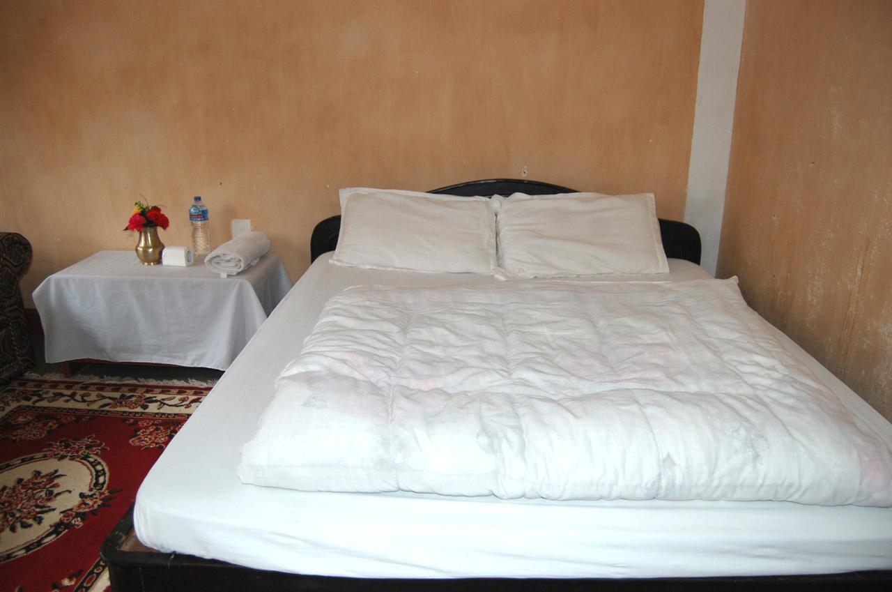 Shrestha Hotel & Restaurant 班迪普尔 客房 照片